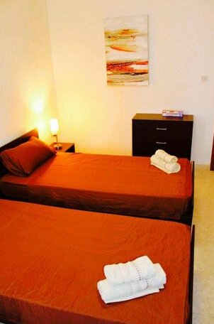 Cosy Qawra Apartment - Photo3