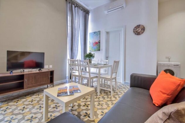 Borgo San Pawl Valletta Apartments - Duplex 2-bedroom Apartment - Photo4