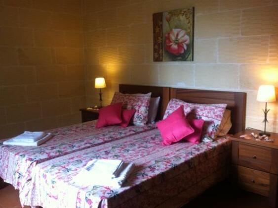 Gozo Hills Bed and Breakfast - Photo2