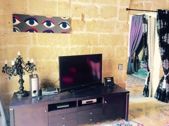 Traditional Gozitan Farmhouse - Photo3