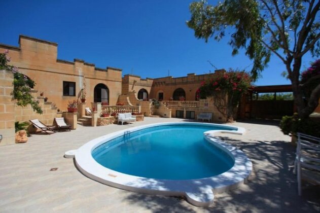 Villa Aya - 2 Bedroom with Shared Pool - Photo3