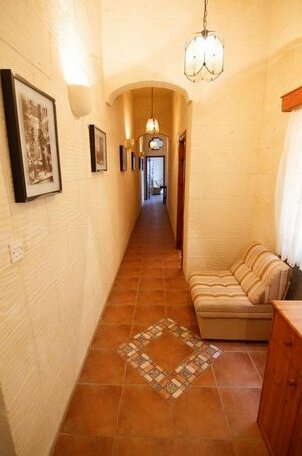 Ta' Bejza Holiday Home with Private Pool - Photo4