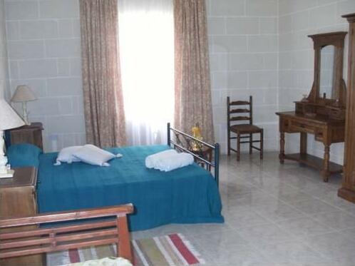 Ta Joseph - Photo4