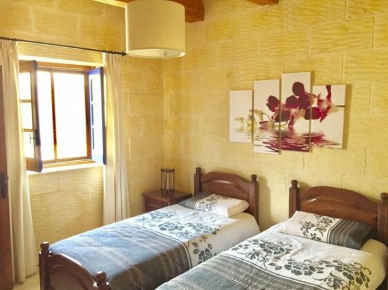 Qronfla Villa Holiday House - Photo3