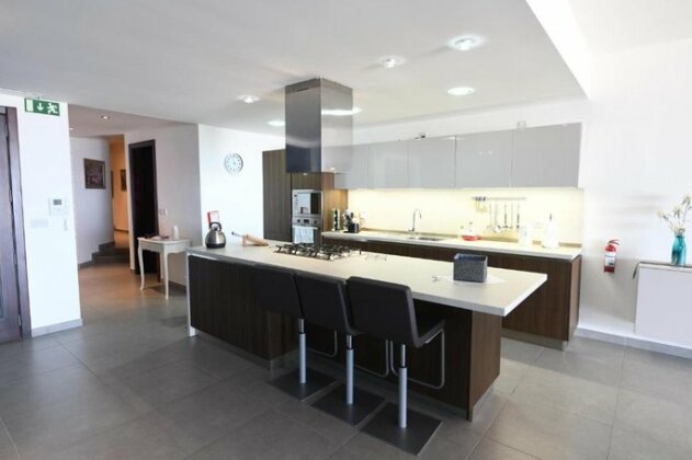 Saghtrija Luxury Apartments - Photo4