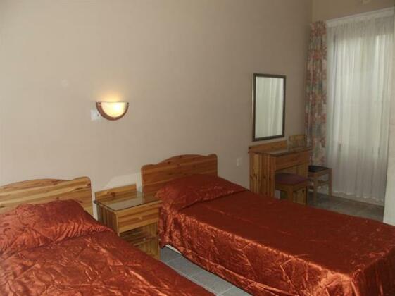 Sunset Seaview Apartments - Photo4