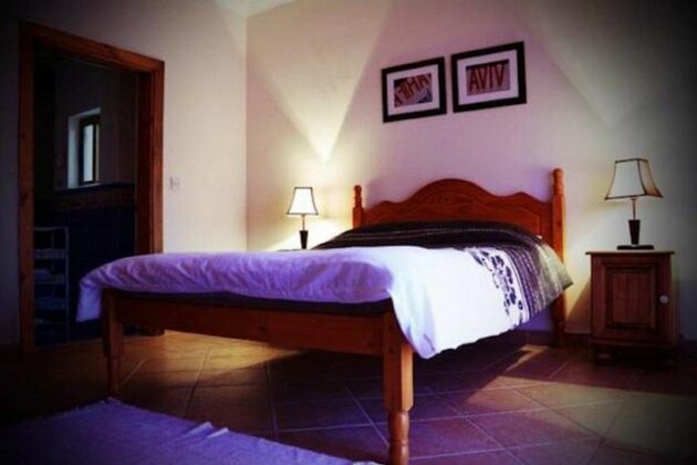  Photo 4
