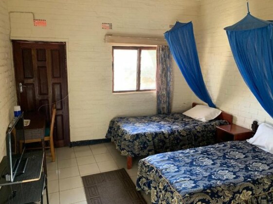 Soche Tourist Lodge - Photo5