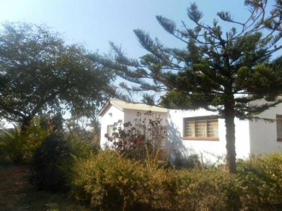 Homestay - Leafy cosy homestead in Lilongwe