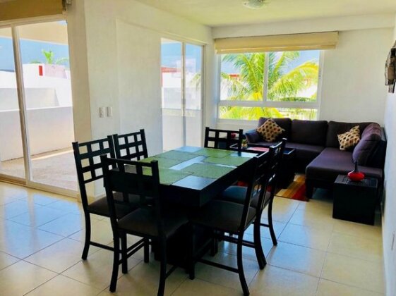 979 Boulevard De Las Naciones - Photo4