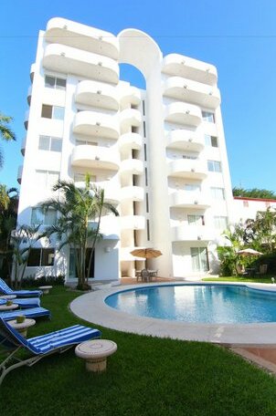 Hotel Villamar Princesa Suites - Photo2