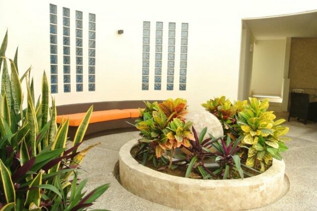 Ocean Front Condo - Photo3