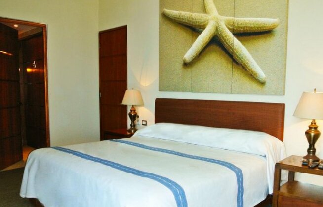 Ocean Front Condo - Photo4