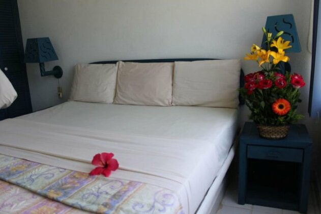 Santa Maria Acapulco - Photo5