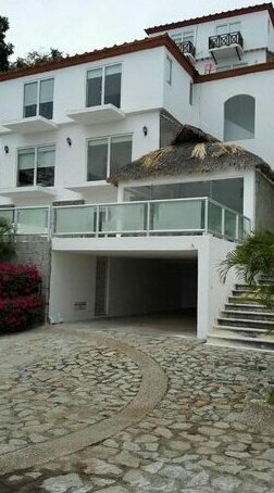 Villa Palmeto En Brisas Marques En Acapulco Con Vista De Lujo A Puerto Marques