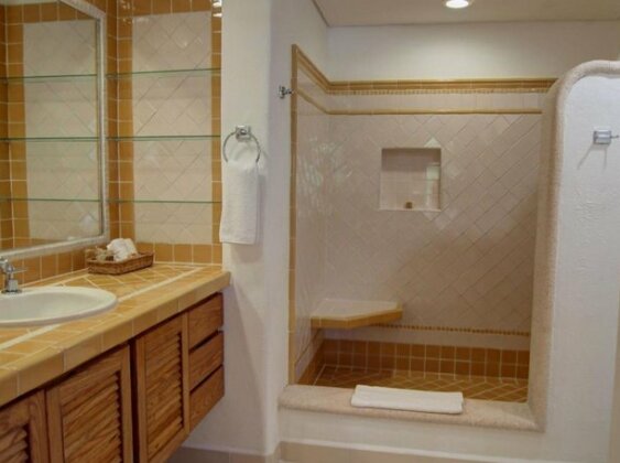 Bliss Akumal Condo Villa 109a 2 Bedrooms 3 Bathrooms Condo - Photo4