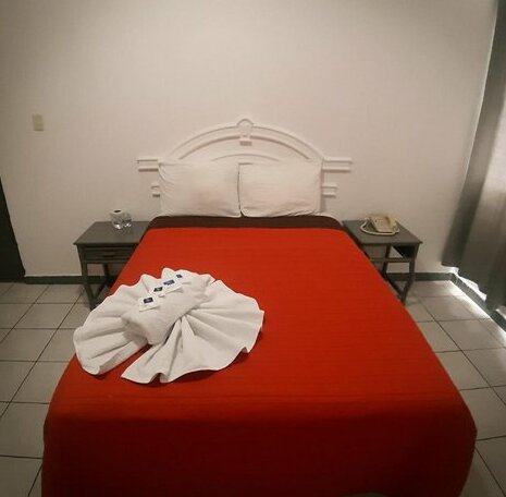 Hotel & Suites Bausan - Photo5