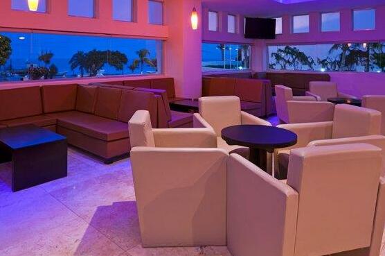 Holiday Inn Campeche - Photo2