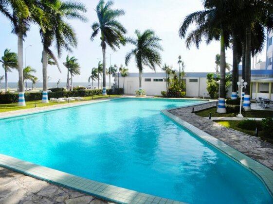 Hotel Baluartes - Photo2