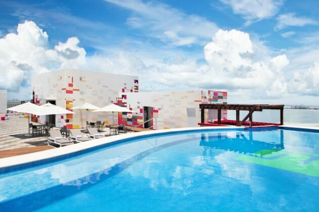 Aloft Cancun - Photo2