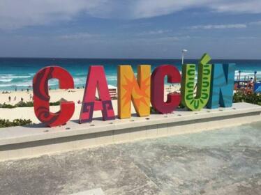 Bahia Azul Cancun