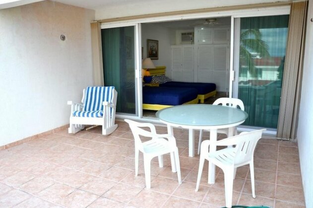 Cancun Beach Aparthotel Brisas - Photo4