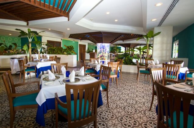 Crown Paradise Club Cancun - All Inclusive - Photo4