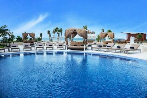 Hideaway at Royalton Riviera Cancun All Inclusive-Adults Only