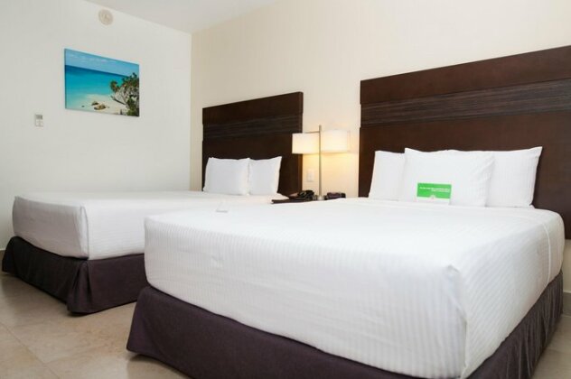 LQ Hotel by La Quinta Cancun - Photo4