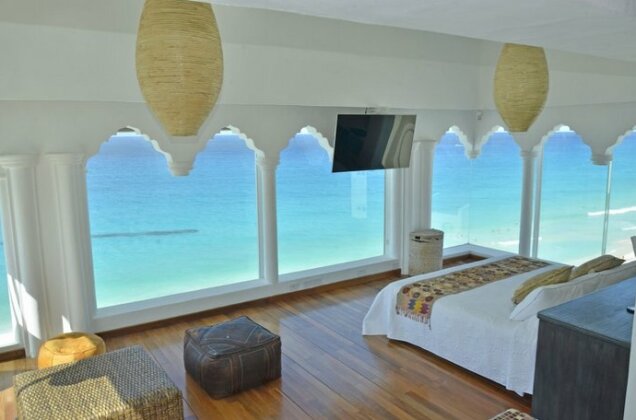 Penthouse 07 - Photo2