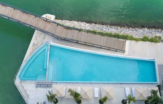 Renaissance Cancun Resort & Marina - Photo2