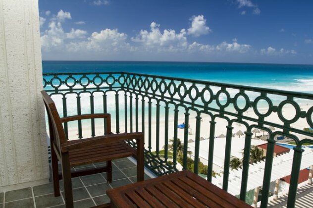 Sandos Cancun Lifestyle Resort - Photo2