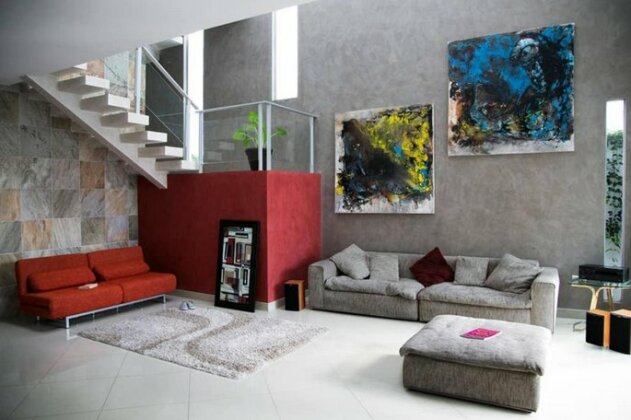 Spacious Modern House Cancun - Photo2