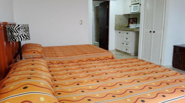 Super Cheap Hotel Zone Cancun - Photo4