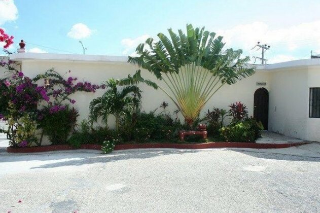 Autel Jardines
