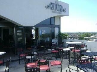 Hotel Bienvenido - Photo3