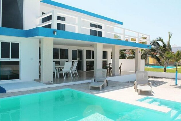 Casa Charuff frente al mar con wifi