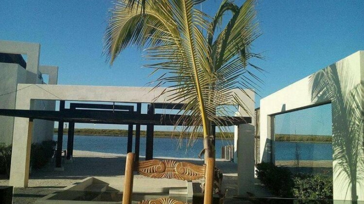 Hotel Mangrove Inn - Photo3