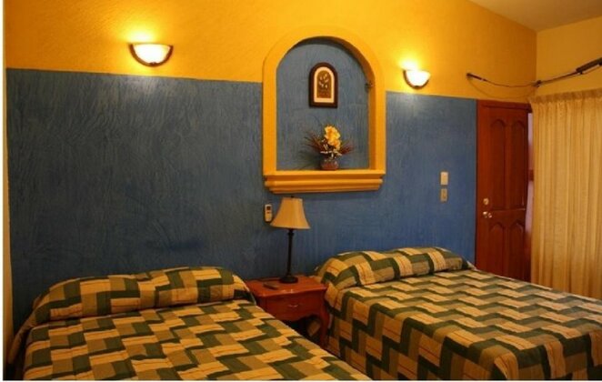 Hotel Quetzalcoatl - Photo4