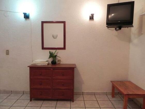 Hotel Revolucion - Photo3