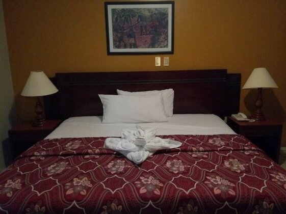 Hotel Dinastia Colima - Photo5