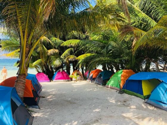Camping Lunas Bar