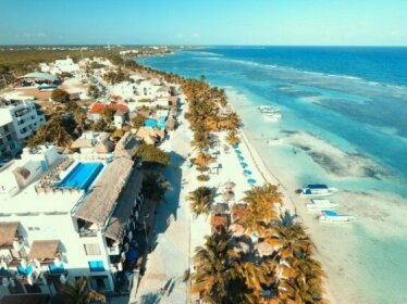 Hotel Blue reef con alberca & frente al mar
