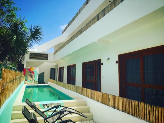 Hotel Lavi - Photo2
