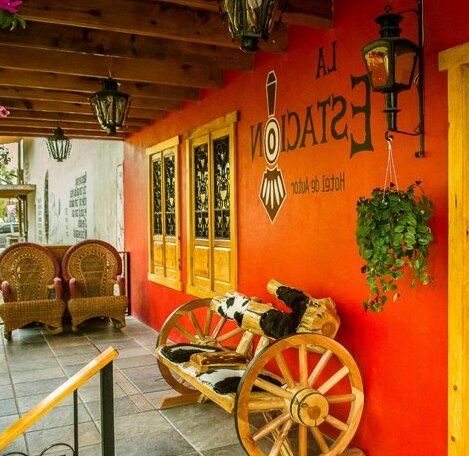 Hotel La Estacion Creel - Photo2