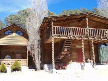 Hotel y Cabanas Pueblo Viejo