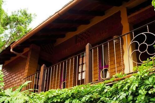 Hostal Villa Calmecac - Photo2
