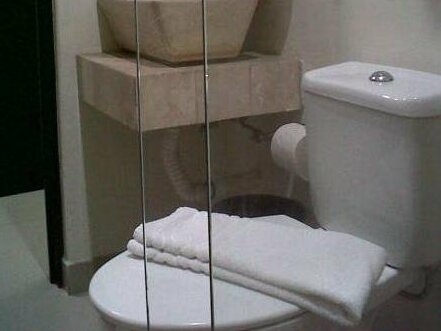 Clamont Suites - Photo4