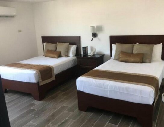 Hotel Santa Fe Express - Photo2
