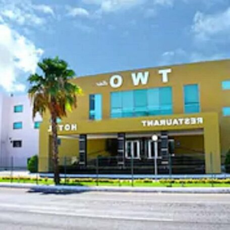 Hotel Two Select - Photo2